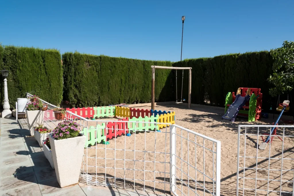 Villa-los-olivos-brand5823_29_11zon